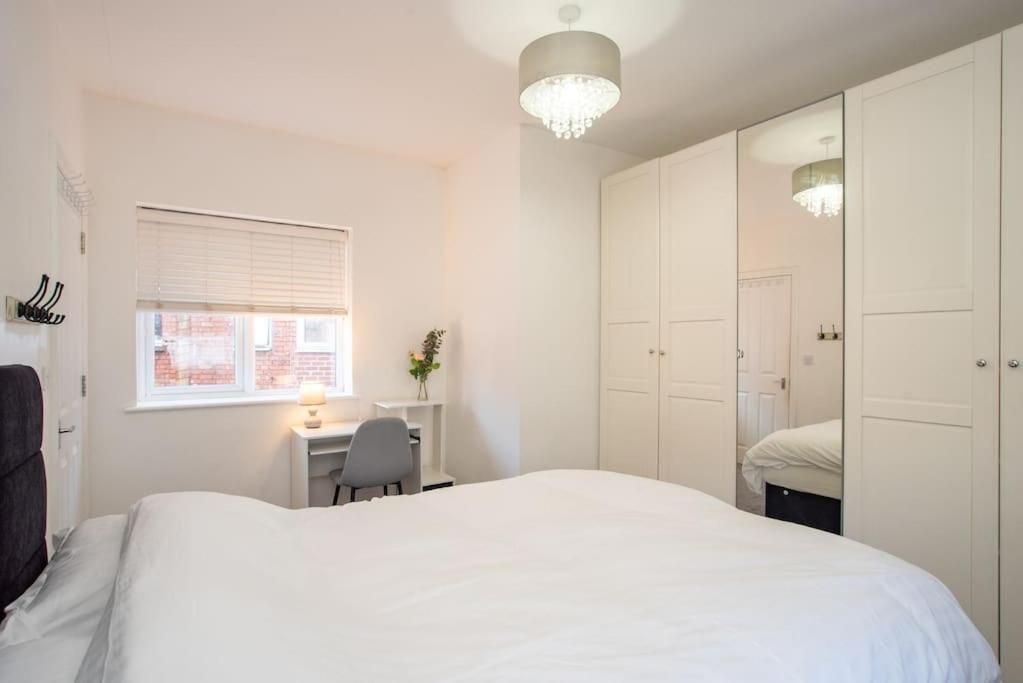 Watford Central Serviced Apartments 2 Exterior foto