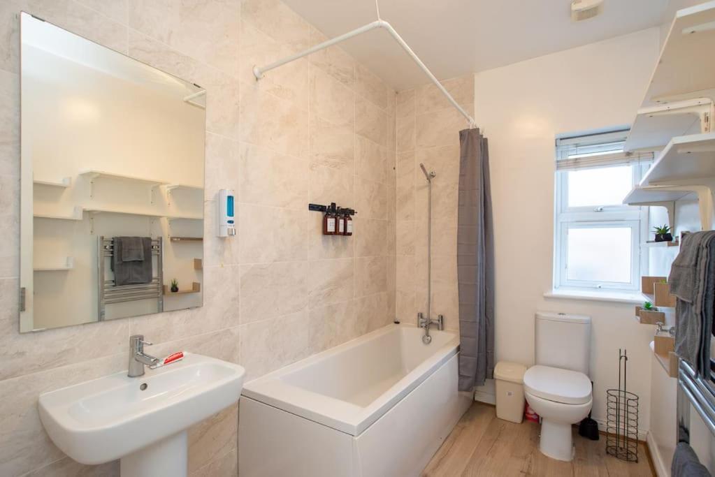 Watford Central Serviced Apartments 2 Exterior foto
